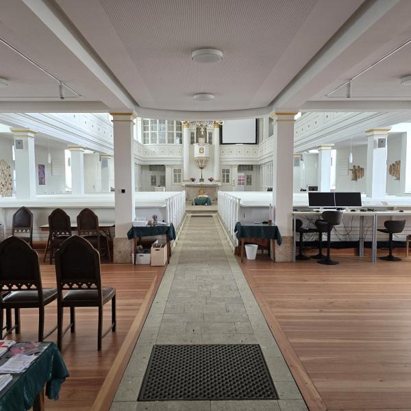 Kirche in Thalheim / E.